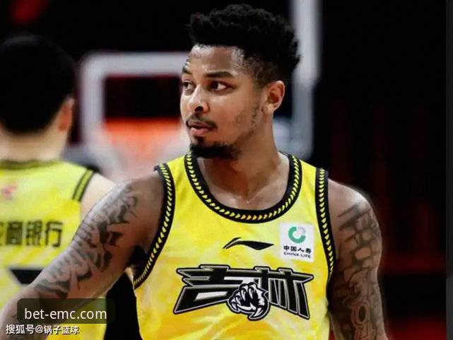 皮特森38分导演逆转，北京连胜终结：一场关于韧性与临场调整的深度解析